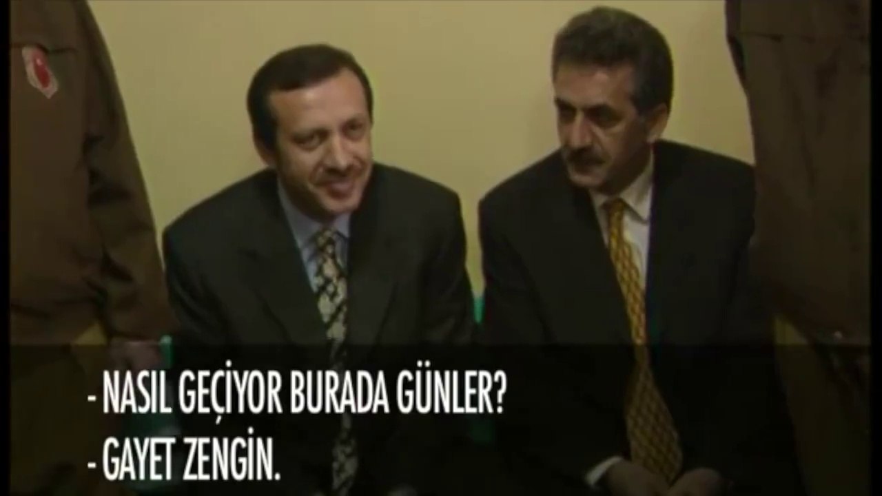 Ayhan Bilgen Siyasetçilerimiz Cezaevinde Halen Tecrit Altındayken bazıları vaktiyle cezaevinde binlerce insanla görüştü