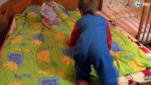 BAD BABY and Good Girl Playing Арина и Игорек Плохие и Хорошие Дети Ложимся Спать Видео для Детей