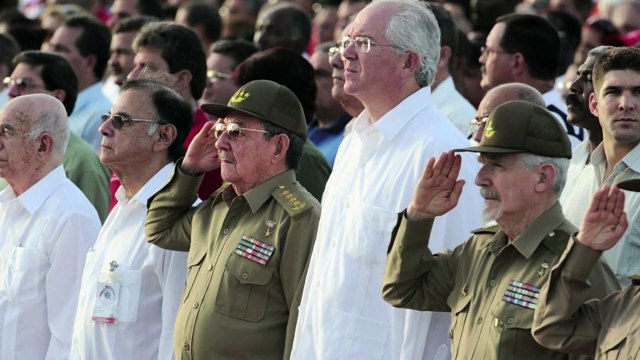 Raúl agora ocupa sozinho os holofotes