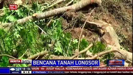 Jembatan Penghubung Dua Kecamatan di Tasikmalaya Ambruk Akibat Longsor