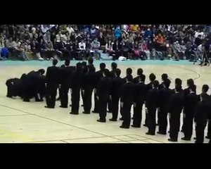 قمة الدقه فى الاداء انصحكم بمشاهدته