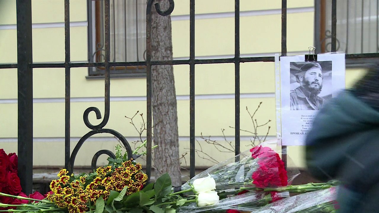 Putin e Gorbachov elogiam Fidel