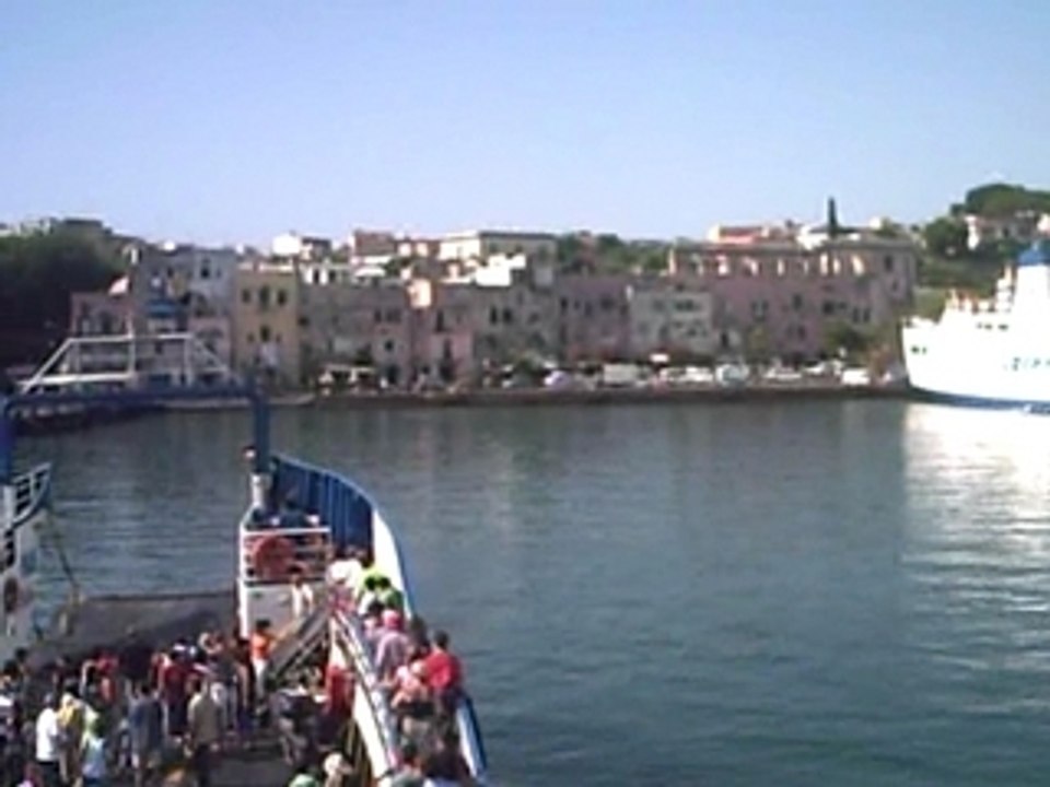 Arrivee_procida