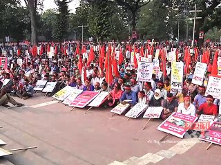 রামপাল বিদ্যুৎ প্রকল্প বাতিলের দাবিতে শহীদ মিনারে সমাবেশ