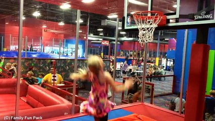 Jumpstreet BOUNCE JUMP PLAY FUN!!