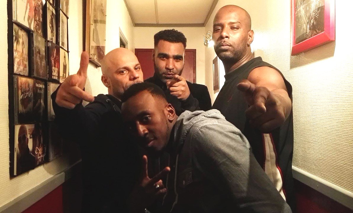 Space Invadaz radio show #11 by Gravity Sound - Guest Caporal Nigga - 26 NOV 2016