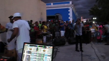 Rumba under the storm