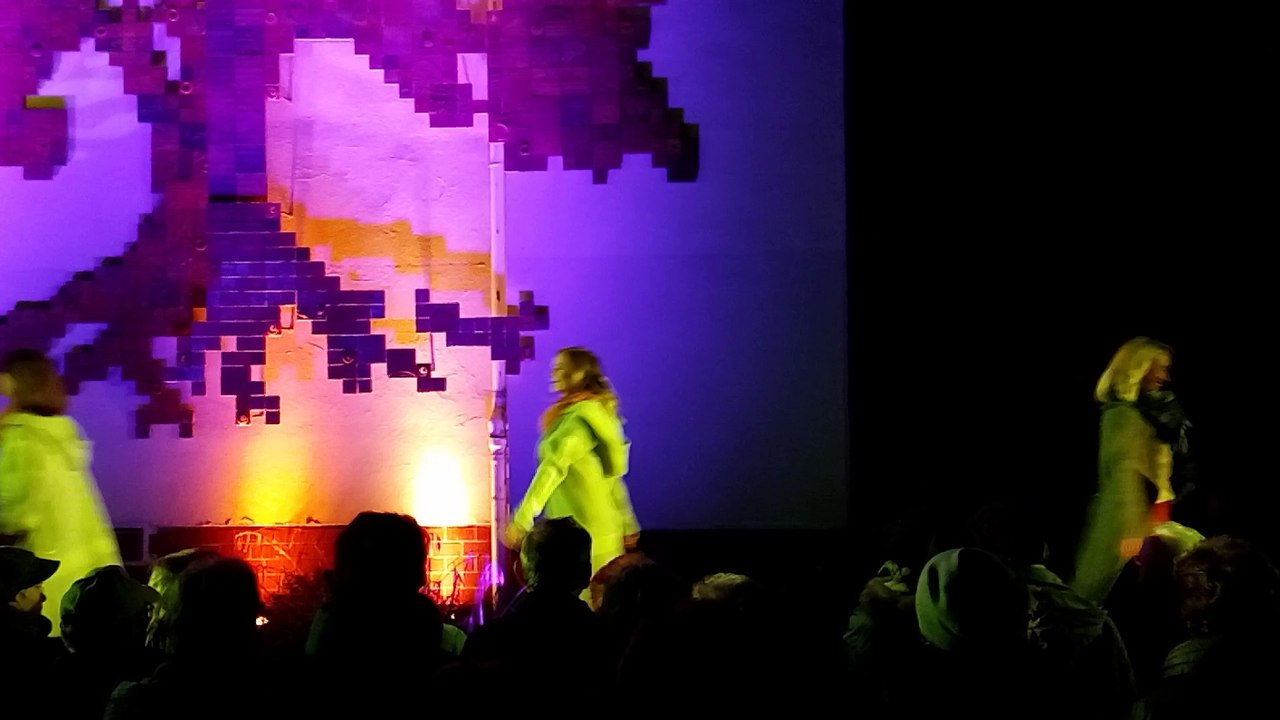 26.11.2016 | Rathenow aus Licht | Modenschau 'Lightwalk' | Janine B.