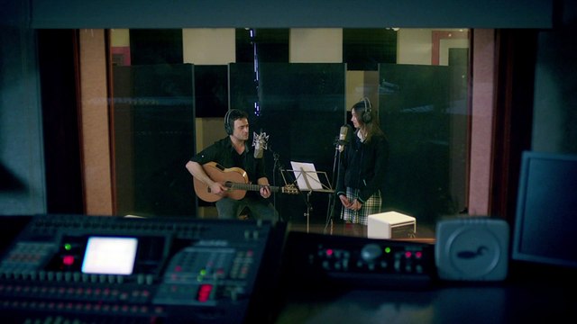 Kutsi Feat.Meral Kendir - Söz Konusu Aşk - (Kırgın Çiçekler Soundtrack)