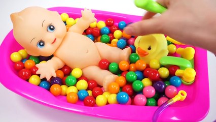 Bubble Gum Baby Doll Bath Time with Colors PEZ Candy For Children