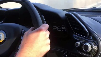 Ferrari 488 GTB otobanda kaç yapar