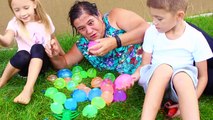 Baby Finger Family Song for Learning Colors - Scare Grandma with Insects and Water Balloon