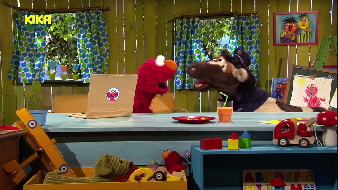 Sesamstraße Möhrenkuchendiebstahl in der Sesamstraße Mehr auf KiKA de