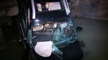 Report TV - Vlorë, 2 të rinj aksidentohen me X6 pranë 'Lungomare', vdes njëri