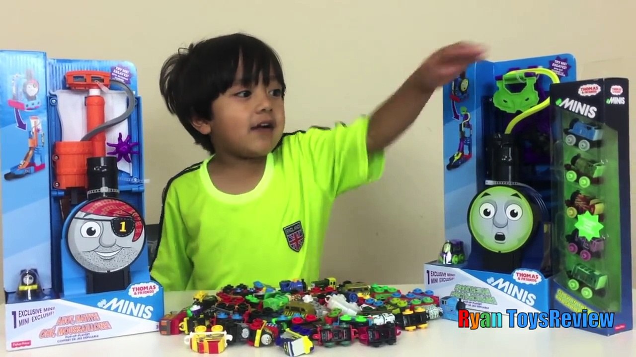 Thomas and Friends Minis Spooktacular and Ahoy, Mateys Pop Up Playset Toy Trains for Kids-CJRH3R-dNNY