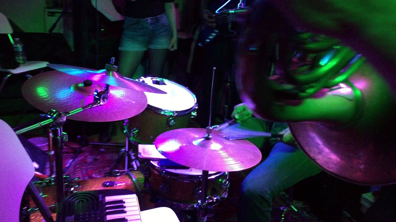 GAF GIG - Achille's Family - momentum