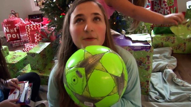 Kids Opening Christmas Presents - Girls Holiday Fun 2015