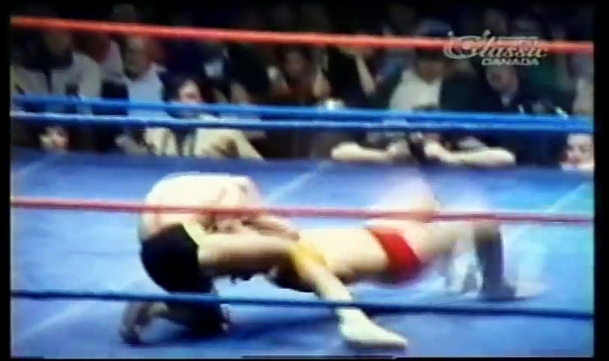 Buck _Rock n' Roll_ ZumHofe vs _Mr Electricity_ Steve Regal