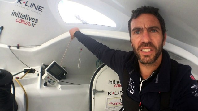 J22 : 35 noeuds de vent pour Tanguy de Lamotte / Vendée Globe