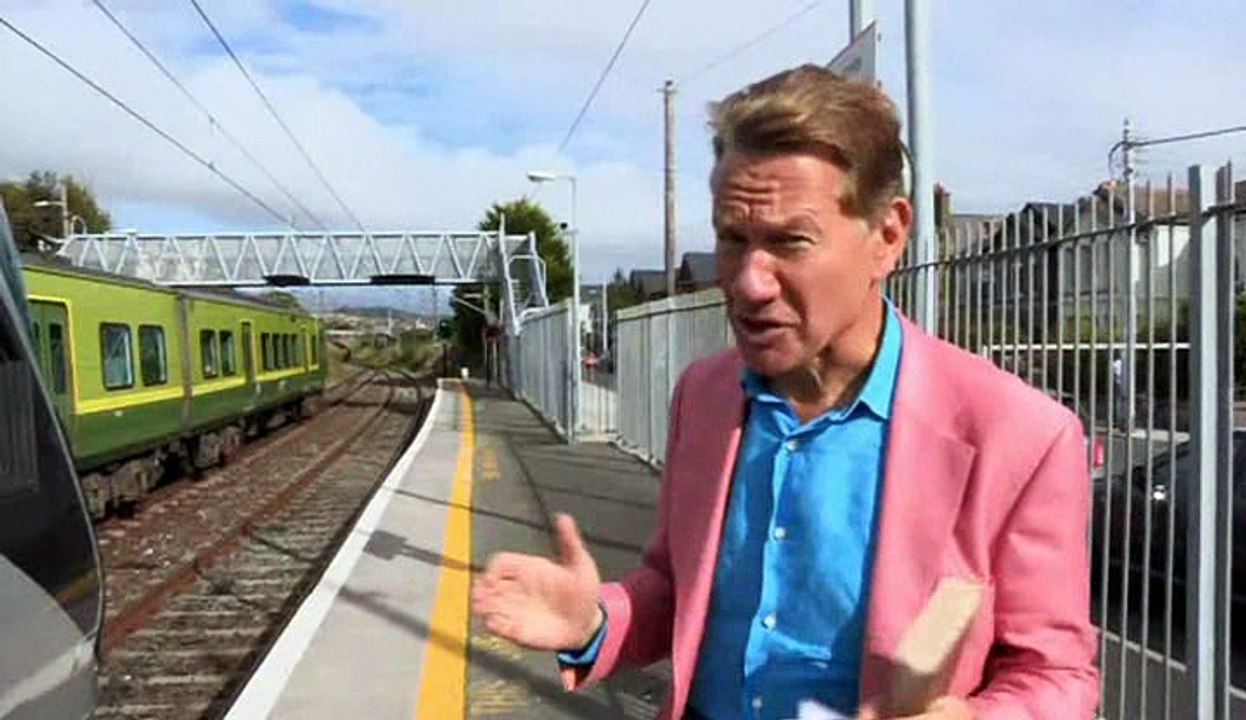 Great British Railway Journeys - S03E21 - Goes To Ireland - Bray To Dublin