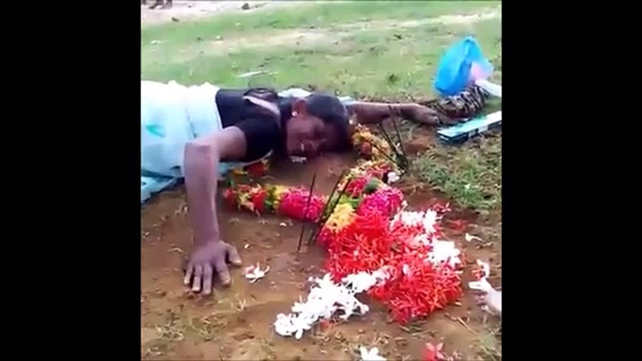 යහපාලනයට ඡන්දය දුන් 62 දෙලක්ෂයේ අම්බරුවනි......දැන් කොටියට...දිපිය පු.....ක