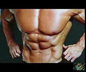 Imprassive Arnold Clasic Bodybuilder