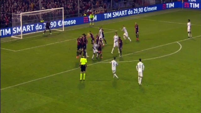 Miralem Pjanić Amazing Free Kick Goal - Genoa vs Juventus 3-1 27-11-2016 (HD)