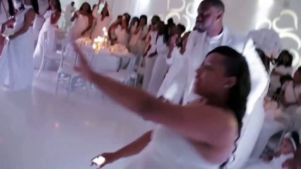 BEST WEDDING FIRST DANCE EVER!! (WIPE ME DOWN) (JUJUONTHEBEAT)