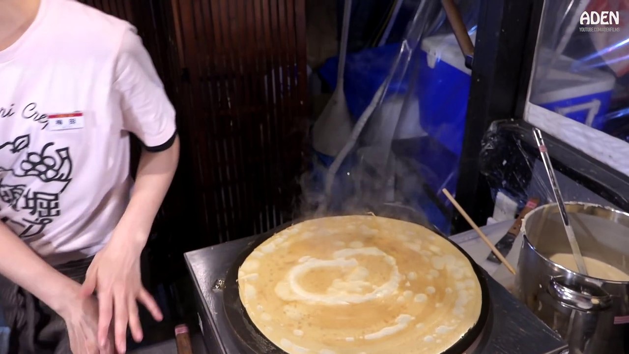 Banana Crepes - Street Food in Japan
