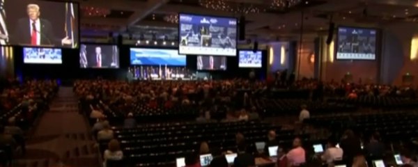 Trump'tan 'Türkiye'denim' Diye Bağıran Muhabire Dost musun Düşman mı