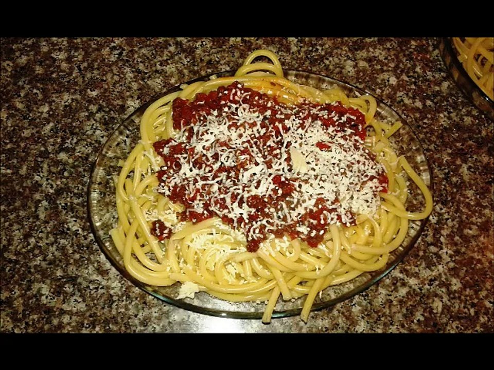 KIYMALI DOMATES SOSLU İTALYAN MAKARNA