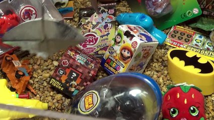 Claw Machine Surprise Haul - Minecraft Super Mario 3D World Eggs Batman Kids Toys