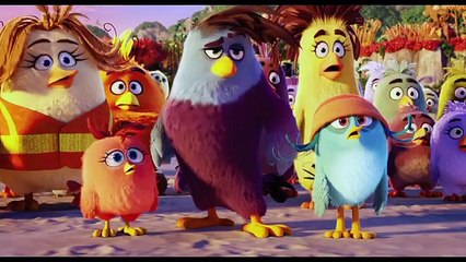 Angry Birds. La Película Clip  Álex de la Iglesia presenta a Leonardo  Español