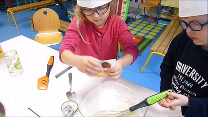 Le gâteau d' anniversaire d'octobre 2016