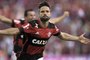 Diego faz golaço e Flamengo vence o Santos no Maracanã