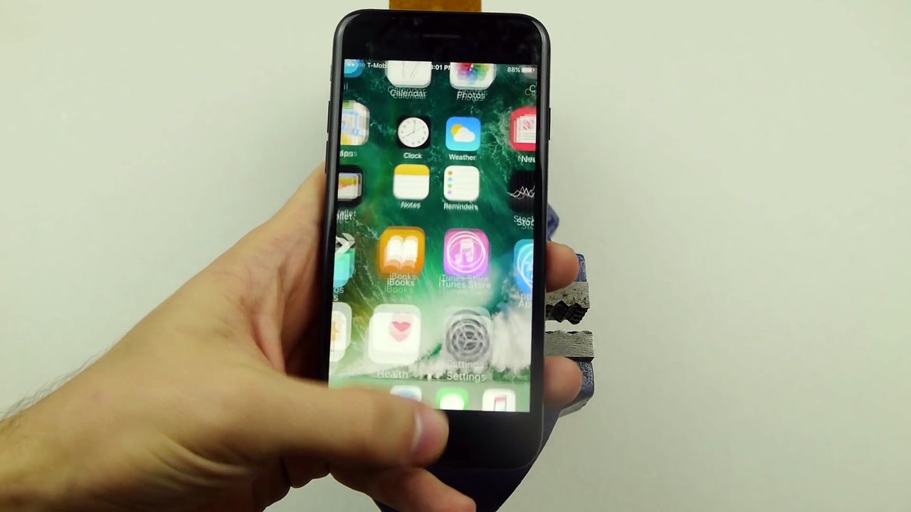 Secret Hack To Get Headphone Jack on the iPhone 7 rewind TV