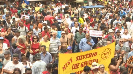 Fidel Castro es recordado en Brasil durante protesta contra Temer