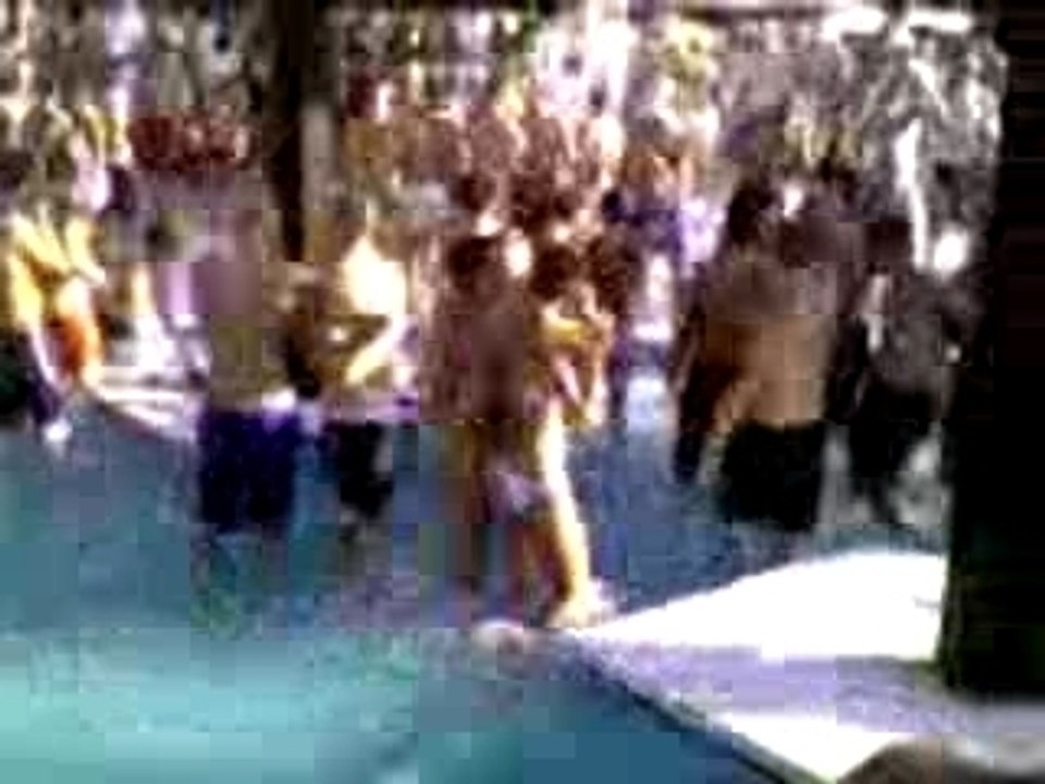 Aquarius piscine