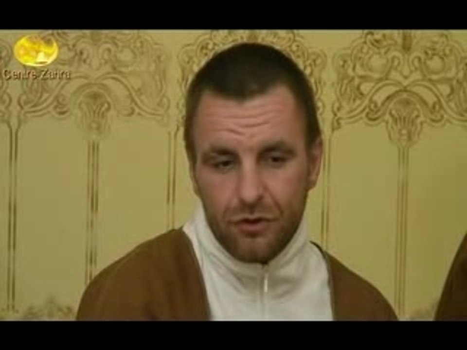 Francais convertis a l'islam partis 1sur2