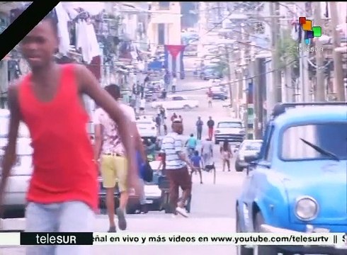 Con vigilia universitarios cubanos rinden tributo a Fidel Castro