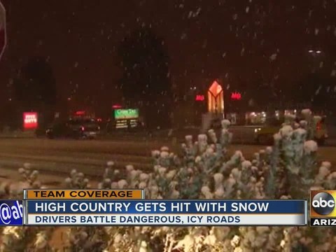 Heavy band of snow moves through Flagstaff in winter storm