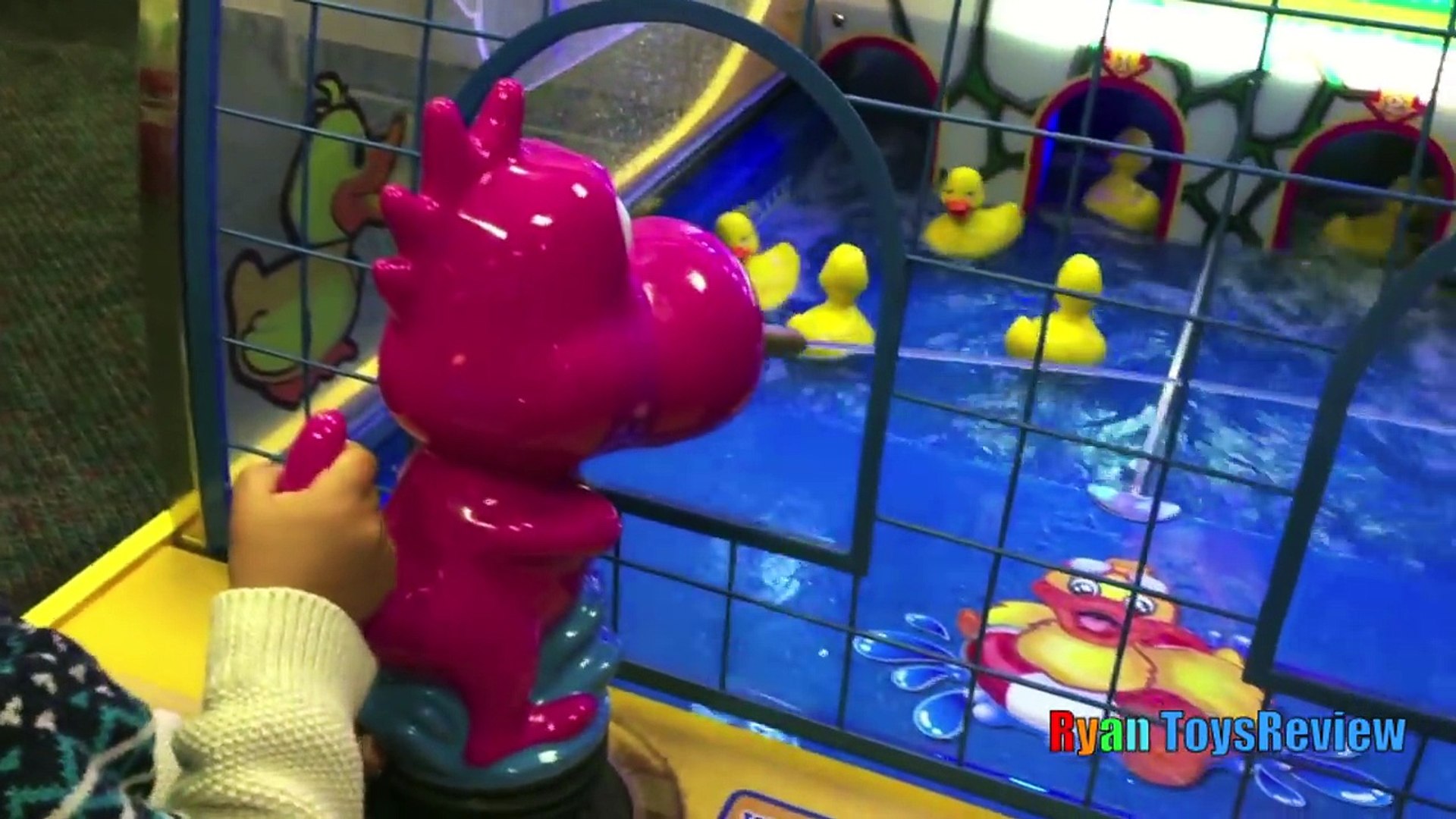 ryan toysreview chuck e cheese