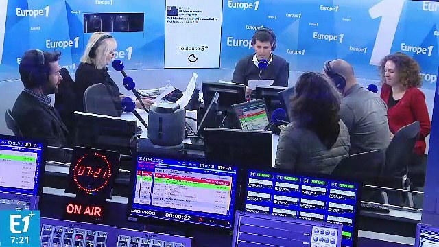 Marie-Pompine, au QG de François Fillon : Y'a plus d'hosties au buffet ? Prenez des Pringles