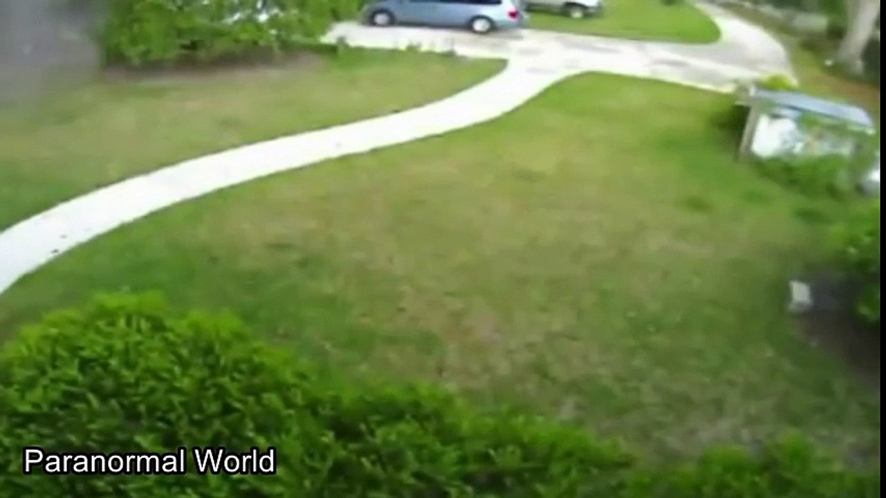 ---Natural Disasters Caught on Camera