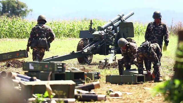 Troops fire artillery at Islamic militants in Philippines