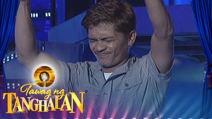 Tawag ng Tanghalan: Rommel Collao steals the golden microphone from Sam Mangubat