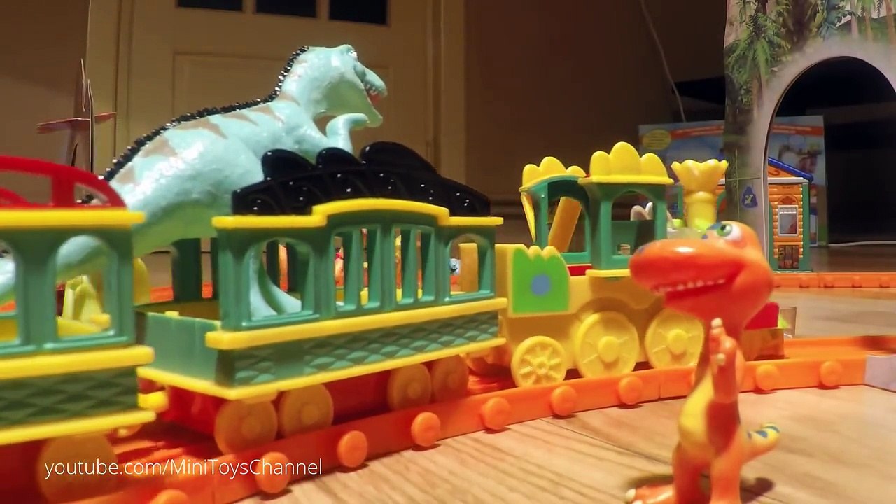 Dinosaur Train Dino Track Adventure Set T Rex E...