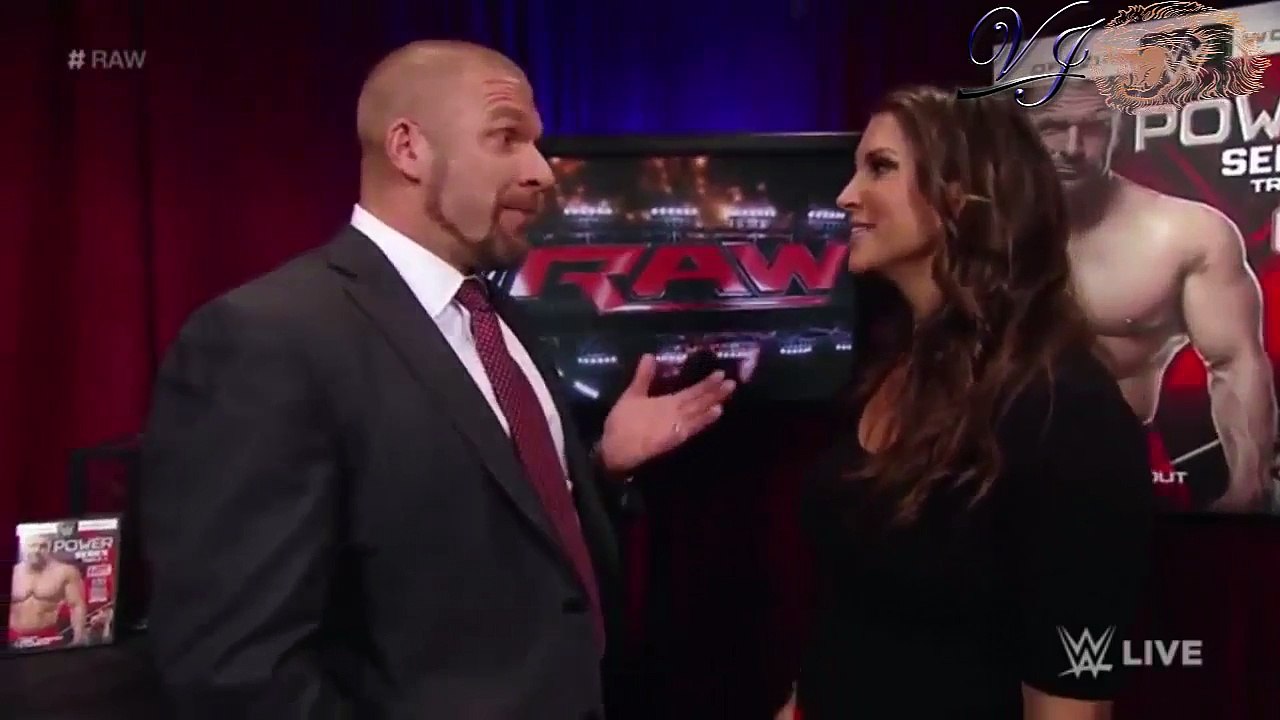 Top 5 kisses in wwe by Stephanie McMahon !! wwe top 10