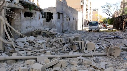 Milhares de civis fogem de Aleppo