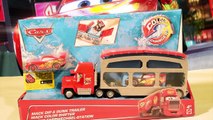 Toboggan géant, camion, Flash McQueen voiture de course | jouets Disney Cars 2 en français